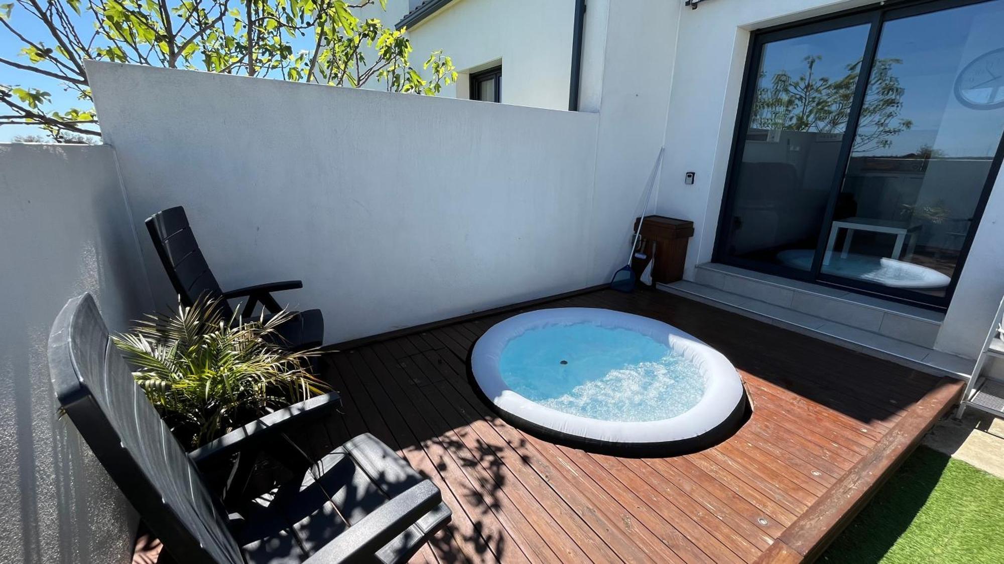 Appartement Avec Spa-Avril A Sept-Camargue 4 Personnes Сен-Лоран-д'Егуз Екстер'єр фото